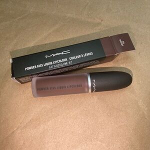 Mac liquid lipstick (955)